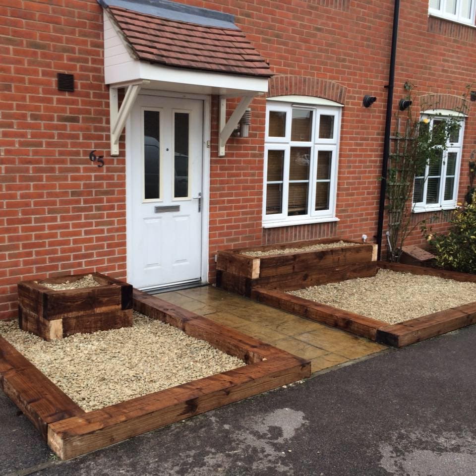 Signs You Need Planting and Borders in Your Garden